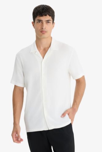 Man Short Sleeve Shirt
