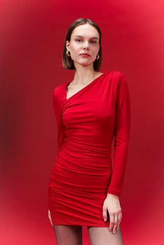 Bodycon Kayık Yaka Mini Uzun Kollu Kırmızı Elbise