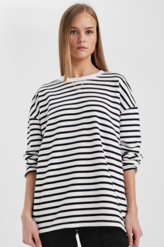 WOMAN White Oversize Crew Neck Striped Thick Fabric Basic T-Shirt