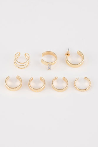 Woman 4 Piece Gold Cartilage Earrings