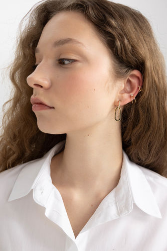 Woman 5 Piece Gold Earrings