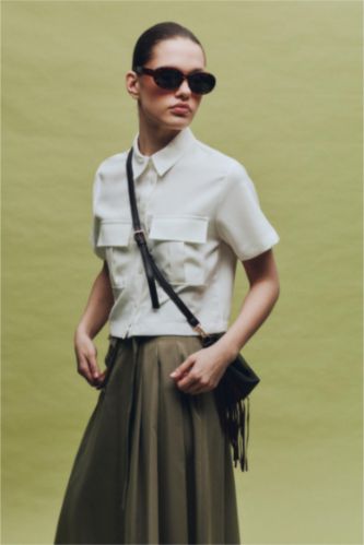 Woman Ecru Tencel Short Sleeve Crop Shirt