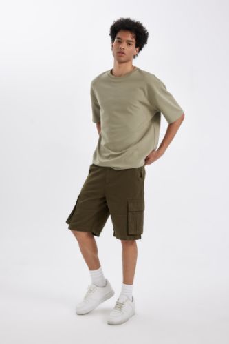 Relax Fit Düz Paça Gabardin Kargo Bermuda Şort