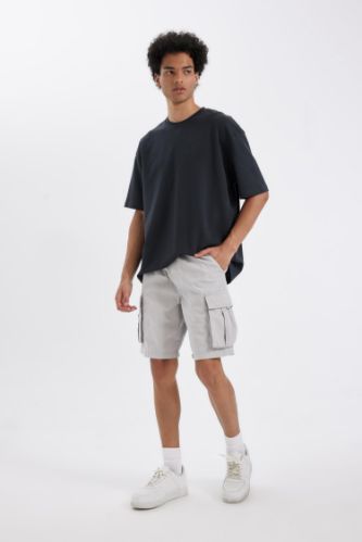 Relax Fit Düz Paça Gabardin Kargo Bermuda Şort