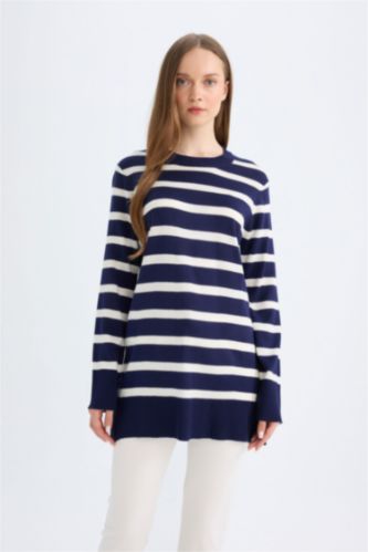 WOMAN NAVY Regular Fit Crew Neck Tunic