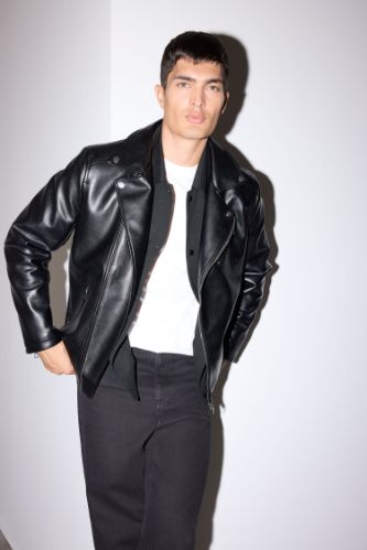 Su ve Rüzgar İtici Slim Fit Dar Kesim Mevsimlik Astarlı Fermuarlı İç Cepli Suni Deri Biker Mont