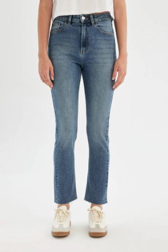 Mary Vintage Straight Fit Yüksek Bel Paça Ucu Kesik Bilek Boy Jean Yıkamalı Pantolon