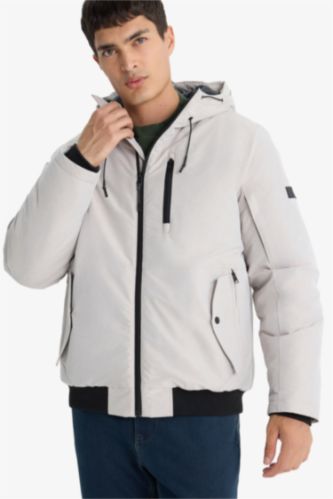 جاكيت بامب قصة عادية بكابيشون