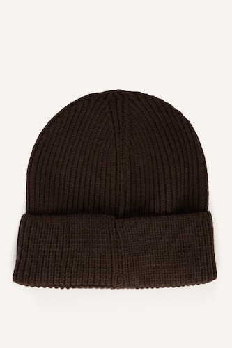 Man Woven Label Beanie