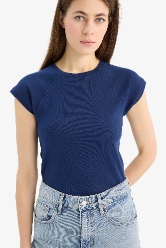 Slim Fit Dar Kesim Bisiklet Yaka Basic Düz Ribana Kısa Kollu Tişört