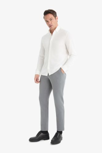 Tailored Fit Düz Paça Her Yöne Esneyen Yumuşak Tuşe Cepli Pantolon