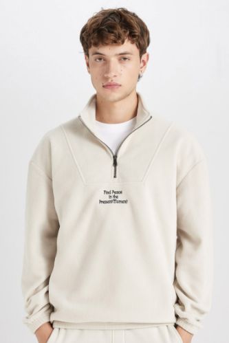Comfort Regular Fit Rahat Kalıp Dik Yaka Baskılı Polar Sweatshirt