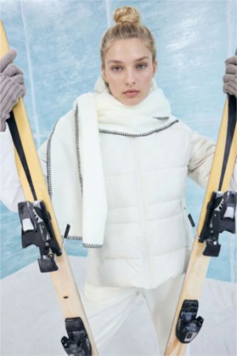 Su İtici Regular Fit USB Isıtıcılı Kapüşonlu Fermuarlı Mont