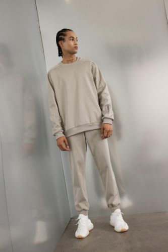 بنطلون بجامة رياضي بيكة قصة فضفاضة برجل مطاطي من DeFactoFit
