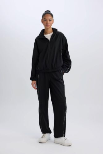 Wide Leg Geniş Paça Paçası Ayarlanabilir Cepli Sporcu Dokuma Pantolon