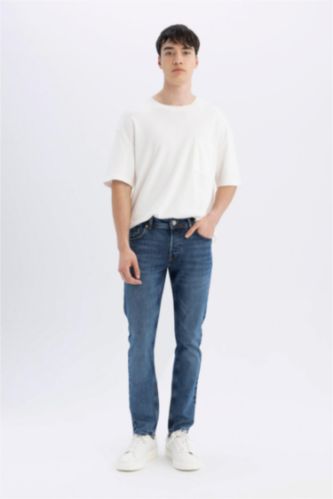 Pedro Slim Fit Normal Waist Narrow Leg Jeans