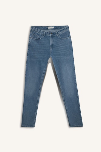 Pedro Slim Fit Regular Waist Skinny Jeans
