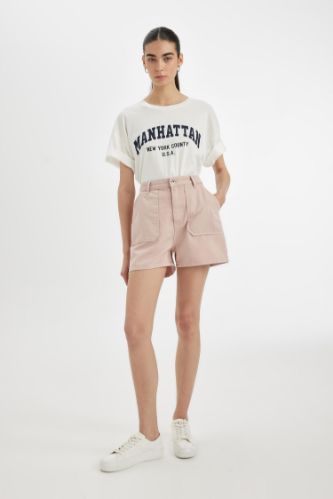 شورت قصير موم فيت بخصر عالي