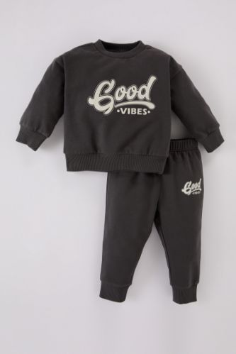 Baby boy sweatshirt and joggers outlet