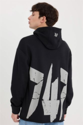 Erkek Siyah Boxy Fit Kapüşonlu Sırt Baskılı Sweatshirt