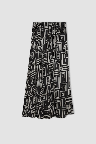 Pleat Maxi