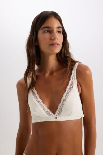 Fall in Love Dantel Detaylı Basic Düz Bra