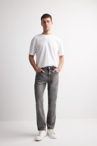 %100 Pamuk Straight Fit Normal Kalıp Normal Bel Boru Paça Jean Pantolon