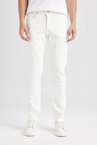 Pedro Slim Fit Dar Kalıp Normal Bel Dar Paça Beyaz Jean Pantolon