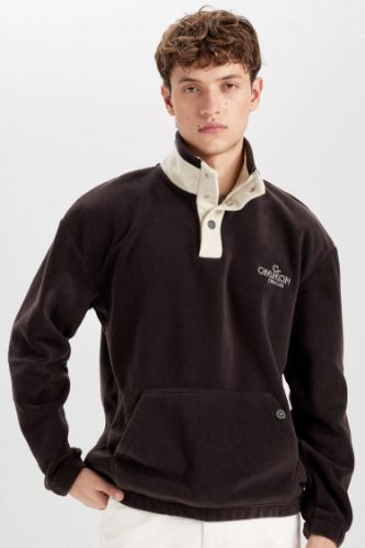 Boxy Fit Çıtçıt Kapamalı Dik Yaka Nakışlı Polar Sweatshirt