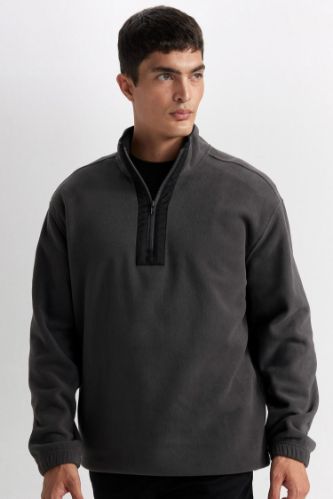 Relax Fit Dik Yaka Fermuarlı Polar Sweatshirt