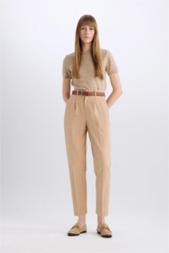 Carrot Fit Ankle Length Gabardine Trousers