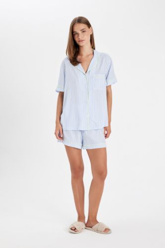 Fall in Love Pijama Takımı Çizgili Viskon Kısa Kollu Üst Esnel Belli Şort Alt
