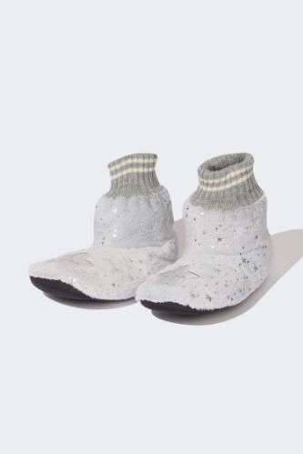 Kadın Yıldız Desenli Düz Taban Ev Botu