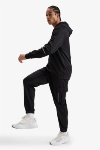 DeFactoFit Standart Fit Üç Cepli Sporcu Jogger Eşofman Altı