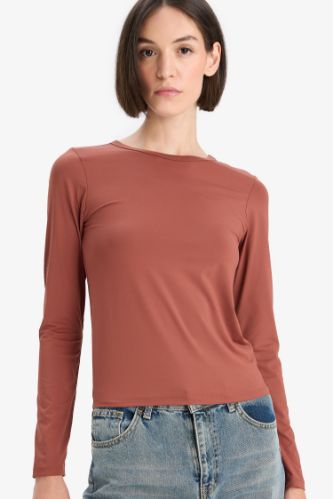 Woman Long Sleeve T-Shirt