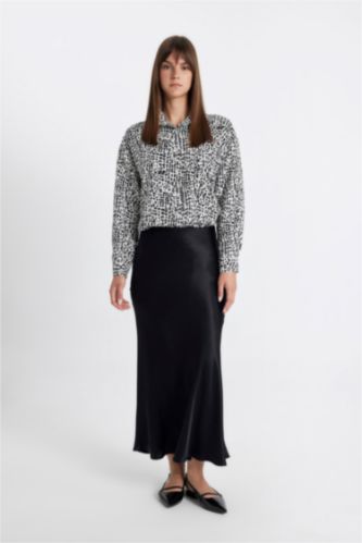 A Kesim Basic Düz Saten Maxi Etek