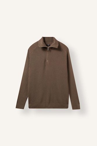 Standard Fit Turtleneck Half-Zip Knitted Basic Sweater