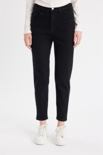 Black WOMAN Comfort Mom High Waist Ankle Length Jeans 3161898 | DeFacto