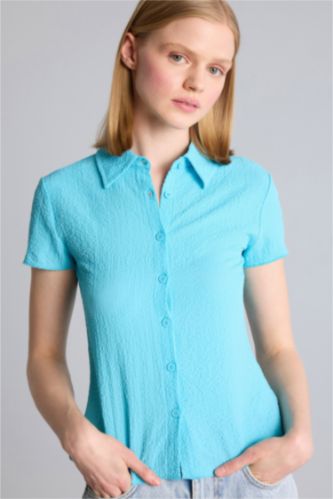 Kadın Deniz Mavisi Fitted Kırışık Dokulu Kumaş Gömlek