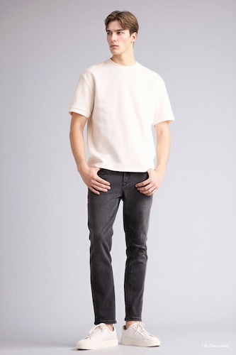 Pedro Slim Fit Normal Waist Jeans