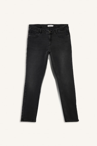 Pedro Slim Fit Normal Waist Jeans
