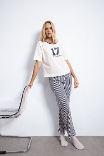 FEMME Marin Pyjama avec imprimé de Fall In Love