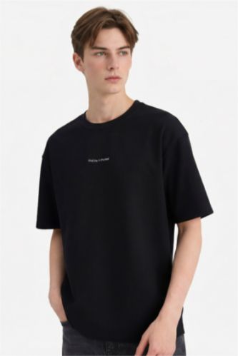 Ауа өткізетін Boxy Fit футболка