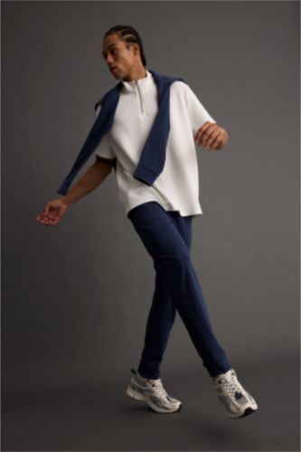 DeFactoFit Slim Fit Dar Kesim Standart Paça Sporcu Jogger Eşofman Altı
