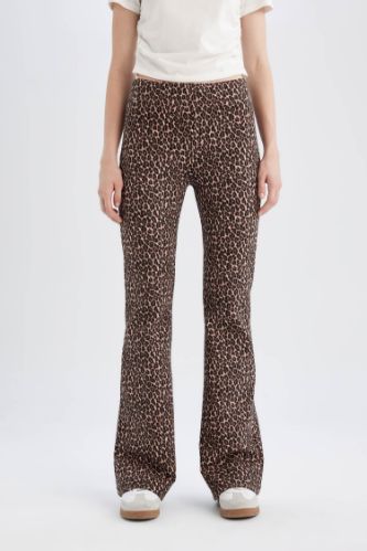 Flare Fit Leopar Desenli Düz Paça Uzun Boy Pantolon