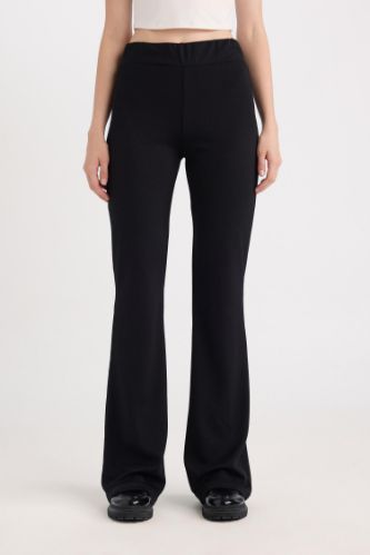 Flare Fit Düz Paça Uzun Boy Pantolon