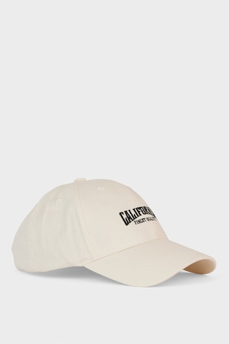 Man Embroidered Cotton Cap