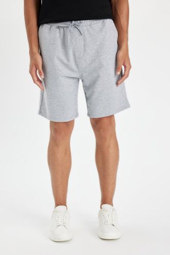 Regular Fit Basic Düz Bermuda Şort