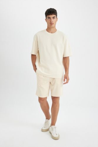 Regular Fit Cepli Basic Düz Bermuda Şort