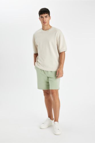 Regular Fit Cepli Basic Düz Bermuda Şort